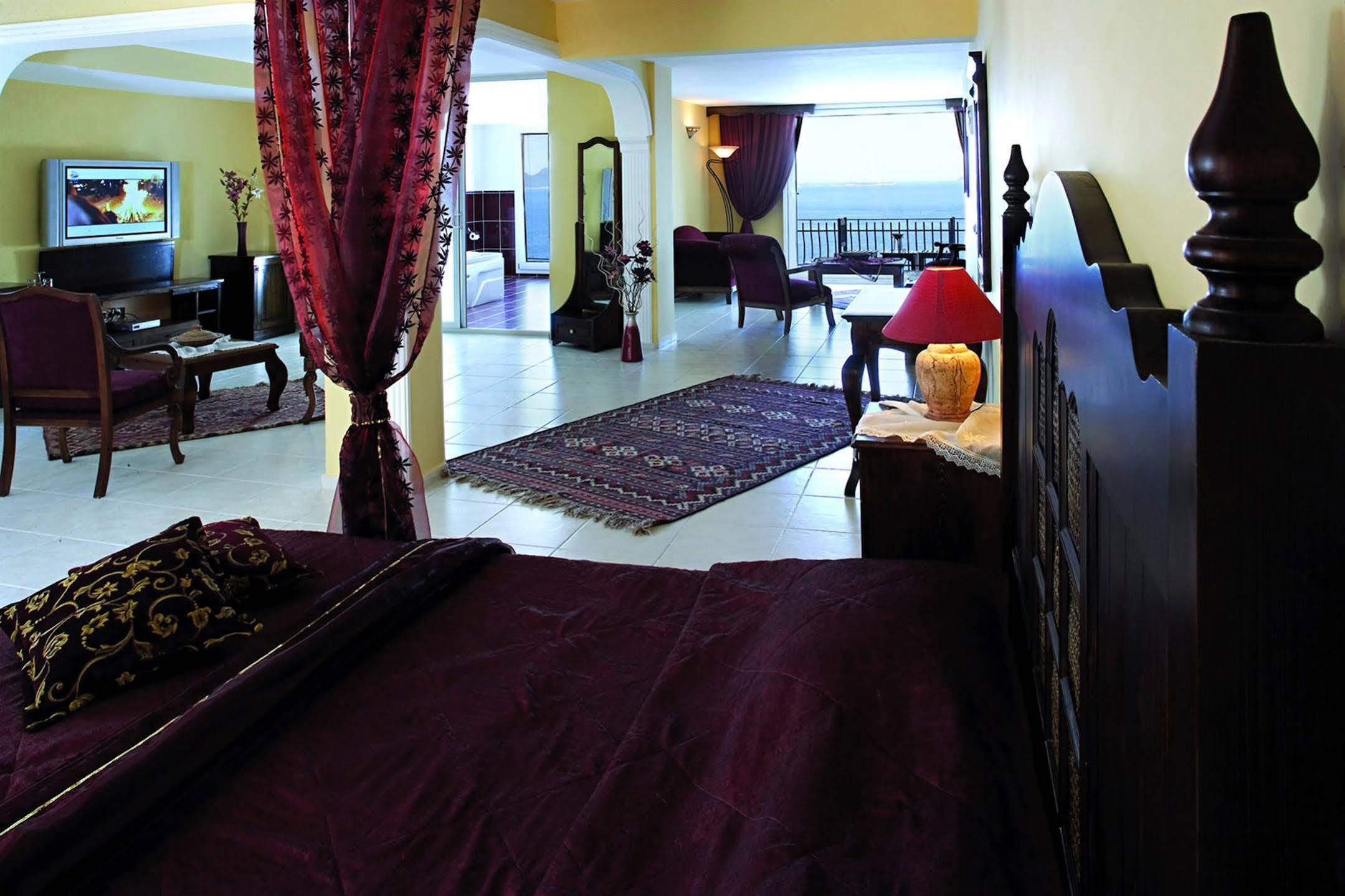 Villa Hotel Tamara Kas Bagian luar foto